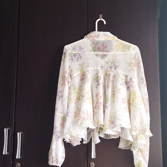 COPY - Georgette flowy top. Colour - white, Size - Medium - Picture 2 of 4
